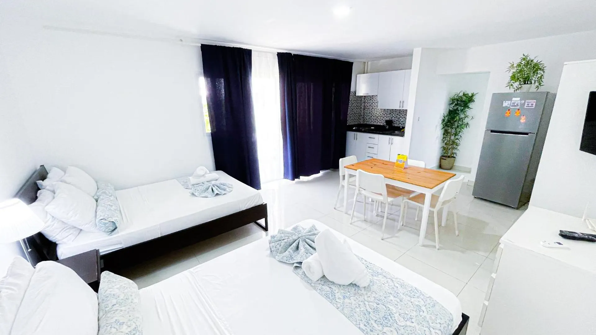 Tropical Adventure Sol Caribe Studios Pool Suites Beach Club & Spa Otel