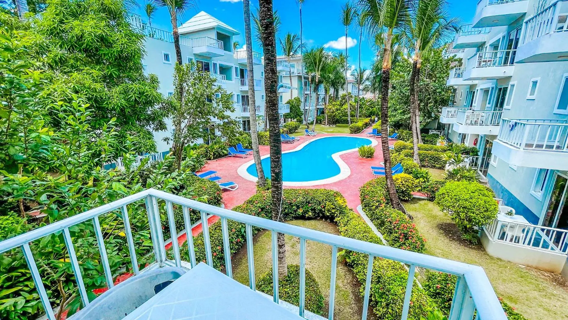 Tropical Adventure Sol Caribe Studios Pool Suites Beach Club & Spa Otel
